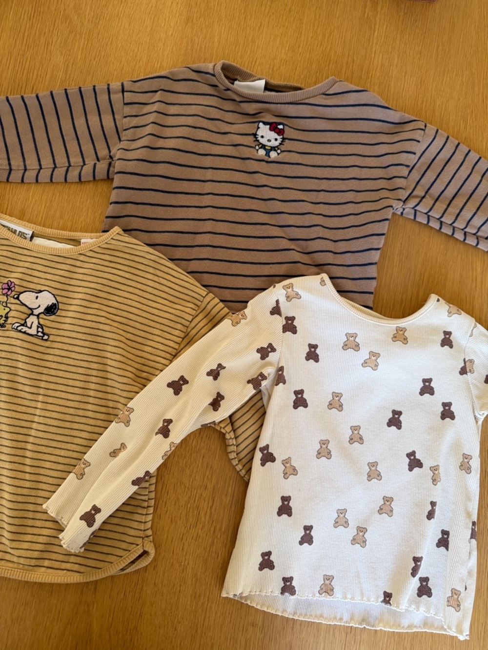 Zara Kids Long-Sleeve Tops in BEARS, HELLO KITTY AND SNOOPY PEANUTS
